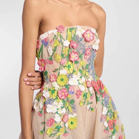 Elie Saab Floral Embroidered Swiss Dot Strapless Gown Spring/Summer 2023 - Picture 15 of 16